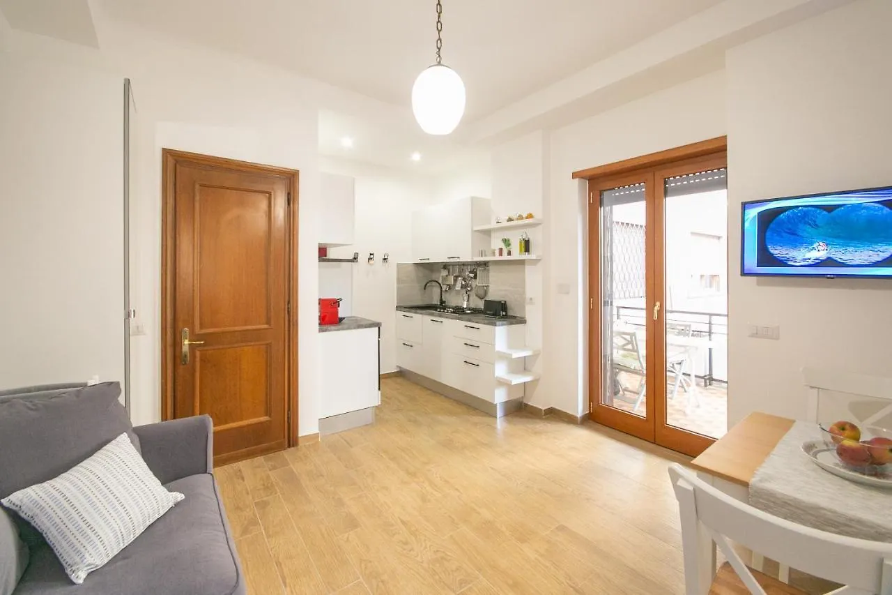 Ferienwohnung The Voice Of The Moon Rom Apartment